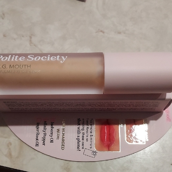 🩷💄Big Mouth Lip Plumping Oil Gloss - Pink BNIB - Picture 5 of 6